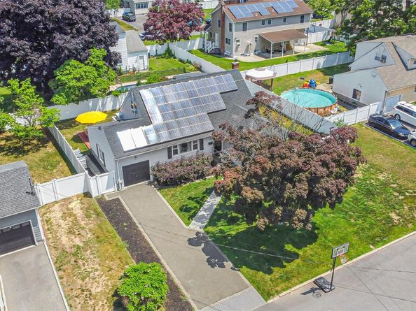 159 Nassau Avenue, West Babylon NY 11704