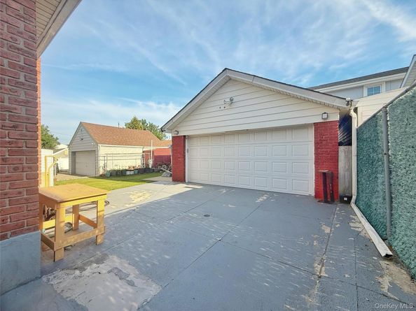 115-08 150th Avenue, South Ozone Park NY 11420