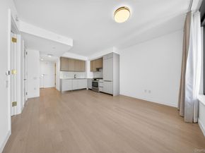 3 Court Square, Long Island City NY 11101