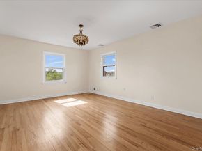 530 Washington Boulevard, Long Beach NY 11561