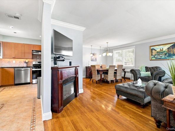 145 Bismark Avenue, Valley Stream NY 11581