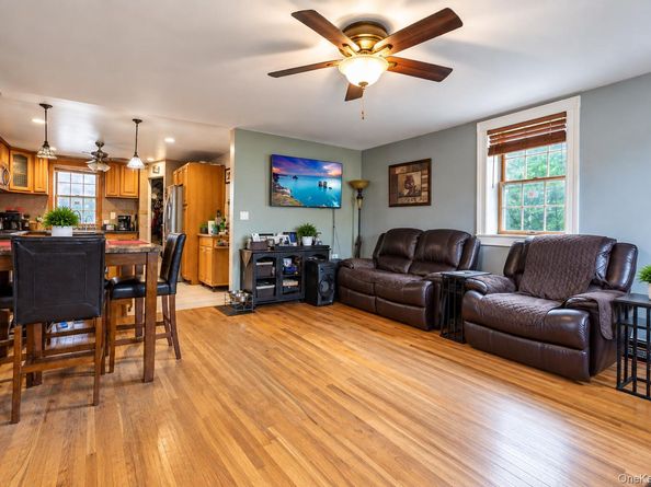 145 Arlington Avenue, Valley Stream NY 11580