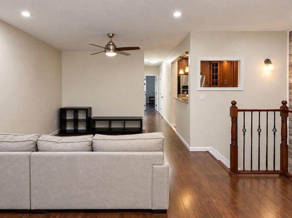 12 McKibbin Court, Brooklyn NY 11206