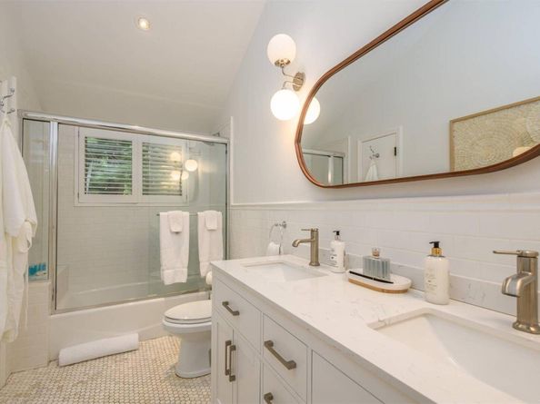 9 Sulky Circle, East Hampton NY 11937
