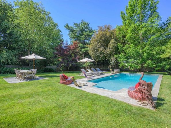 300 N Sea Mecox Road, Southampton NY 11968