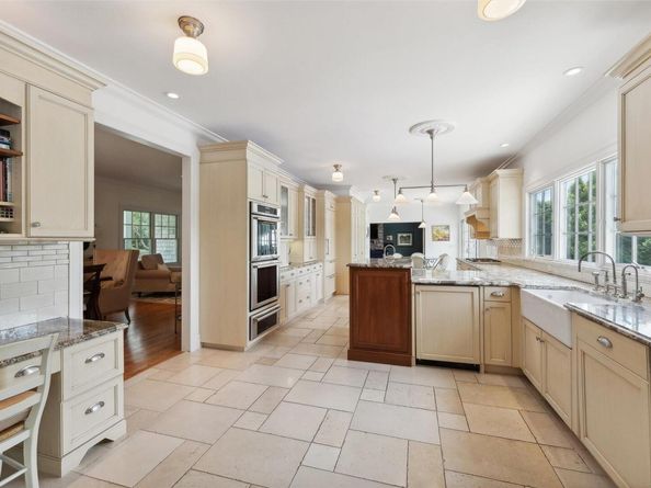 21 Rogers Lane, Remsenburg NY 11960
