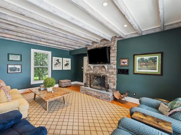 21 Rogers Lane, Remsenburg NY 11960