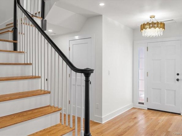 4 Woodland Place, White Plains NY 10606