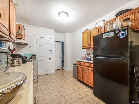 865 Commerce Street, Thornwood NY 10594