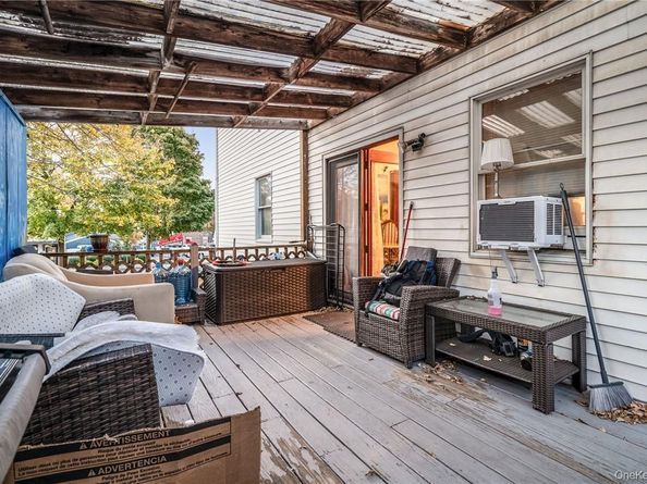 865 Commerce Street, Thornwood NY 10594