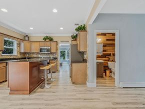 4 Dixon Street, Yaphank NY 11980