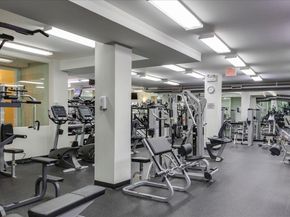 17-85 215th Street 10E, Bayside NY 11360