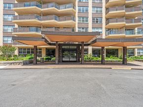 17-85 215th Street 10E, Bayside NY 11360
