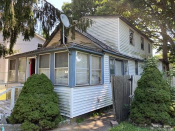 202 Commack Road