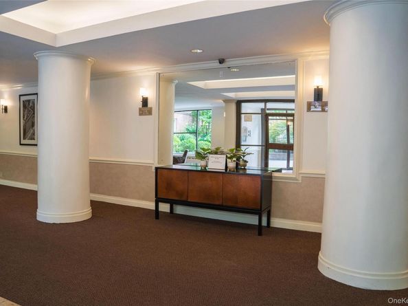 1 vincent Road 6 B, Bronxville NY 10708