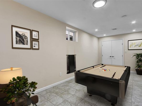 150-27 3rd Avenue, Whitestone NY 11357