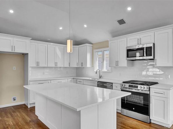 150-27 3rd Avenue, Whitestone NY 11357