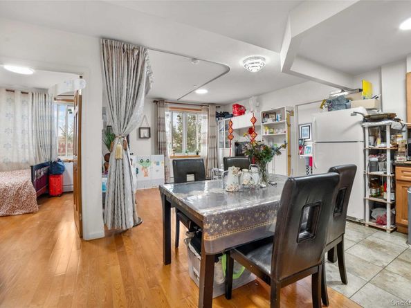 58-04 Main Street 1A, Flushing NY 11355