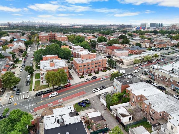 58-04 Main Street 1A, Flushing NY 11355