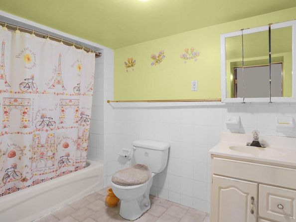 222-26 93rd Avenue, Queens Village NY 11428