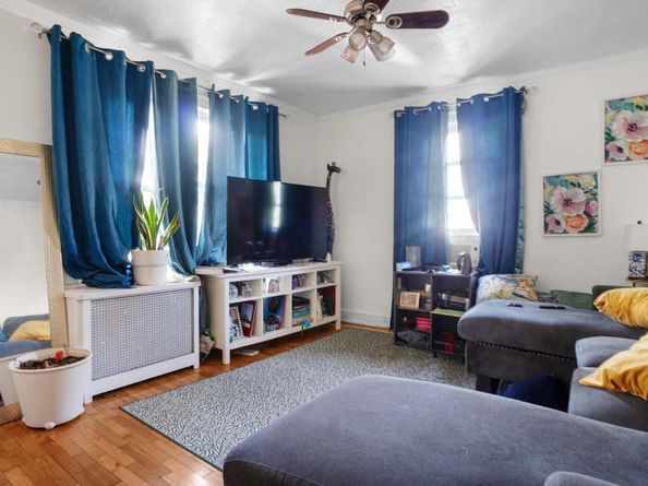 222-26 93rd Avenue, Queens Village NY 11428
