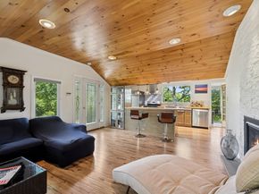 8 Towle Place, Glen Cove NY 11542