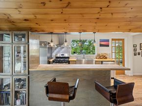 8 Towle Place, Glen Cove NY 11542