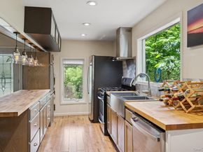 8 Towle Place, Glen Cove NY 11542