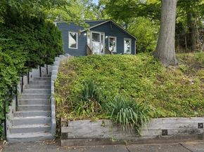 8 Towle Place, Glen Cove NY 11542