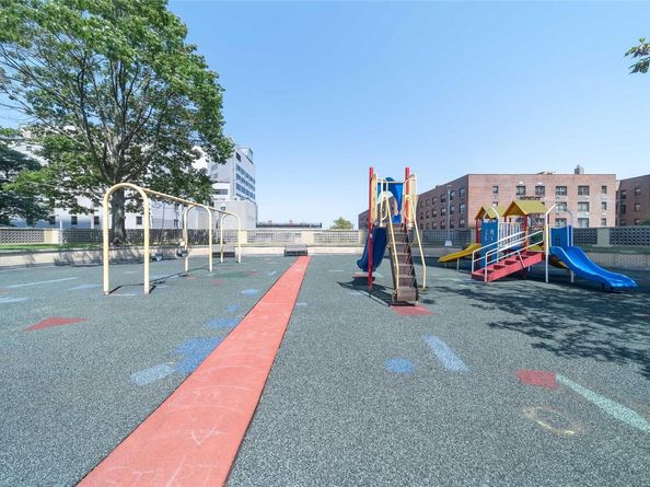 102-30 66th Road 3K, Forest Hills NY 11375