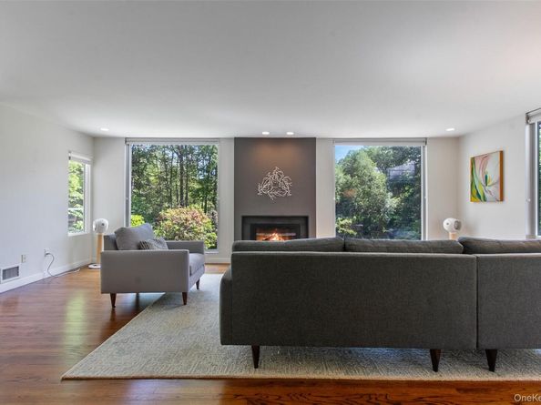 12 Hemlock Hill Road, Pound Ridge NY 10576