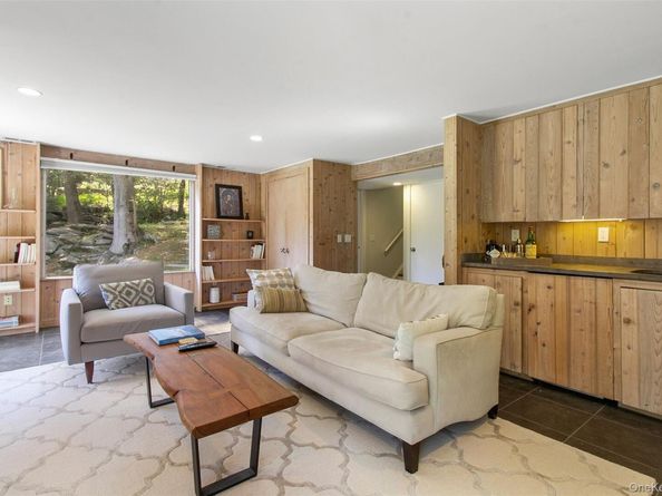 12 Hemlock Hill Road, Pound Ridge NY 10576