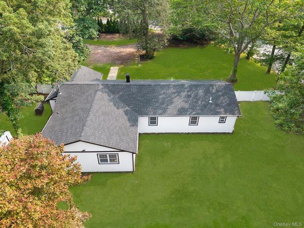 229 Southaven Avenue, Medford NY 11763