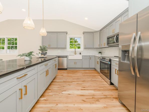229 Southaven Avenue, Medford NY 11763