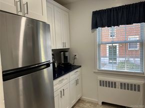 180 Pinewood Road 7, Hartsdale NY 10530