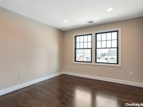 27 Cypress Avenue, Bethpage NY 11714