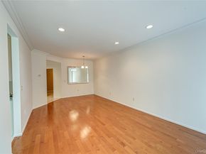93 Carriage Lane Avon Lower, Plainview NY 11803