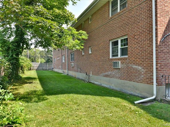 295 Merrick Road 4A, Amityville NY 11701