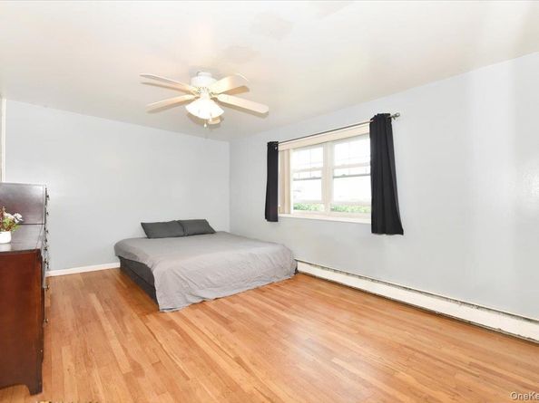 295 Merrick Road 4A, Amityville NY 11701