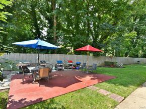 295 Merrick Road 4A, Amityville NY 11701