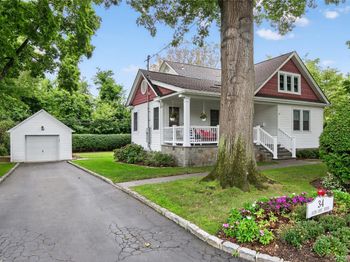 34 Glen Cove Drive