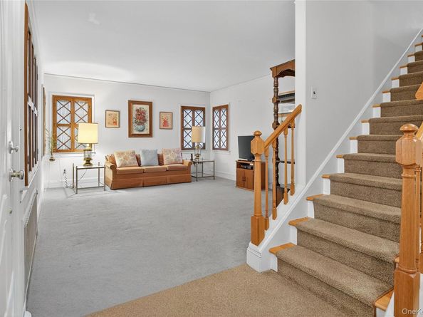 34 Glen Cove Drive, Glen Head NY 11545