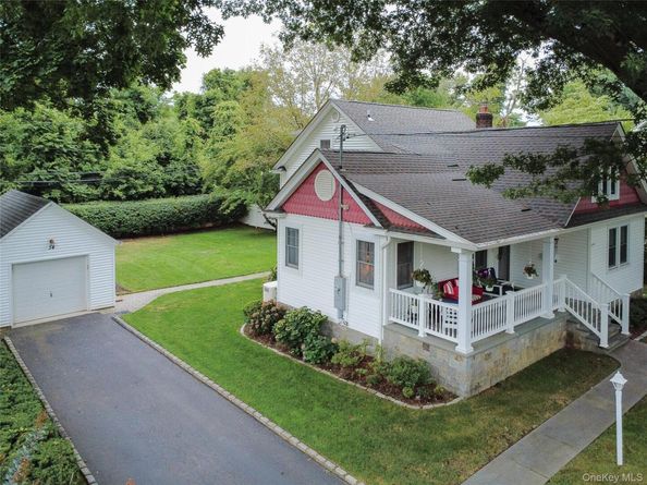 34 Glen Cove Drive, Glen Head NY 11545