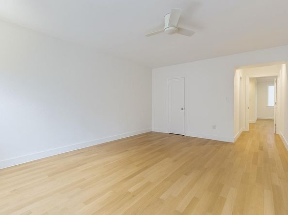 102-55 67th Drive J3, Forest Hills NY 11375