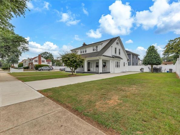 72 Ingraham Boulevard, Hempstead NY 11550