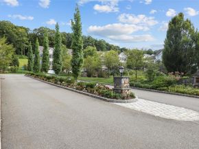 54 Dennis Lane, Pleasantville NY 10570