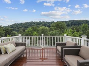 54 Dennis Lane, Pleasantville NY 10570