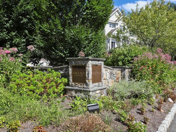 54 Dennis Lane, Pleasantville NY 10570