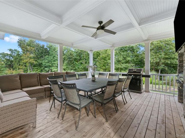 9 Point Place, Chappaqua NY 10514