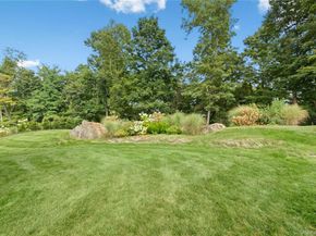 9 Point Place, Chappaqua NY 10514